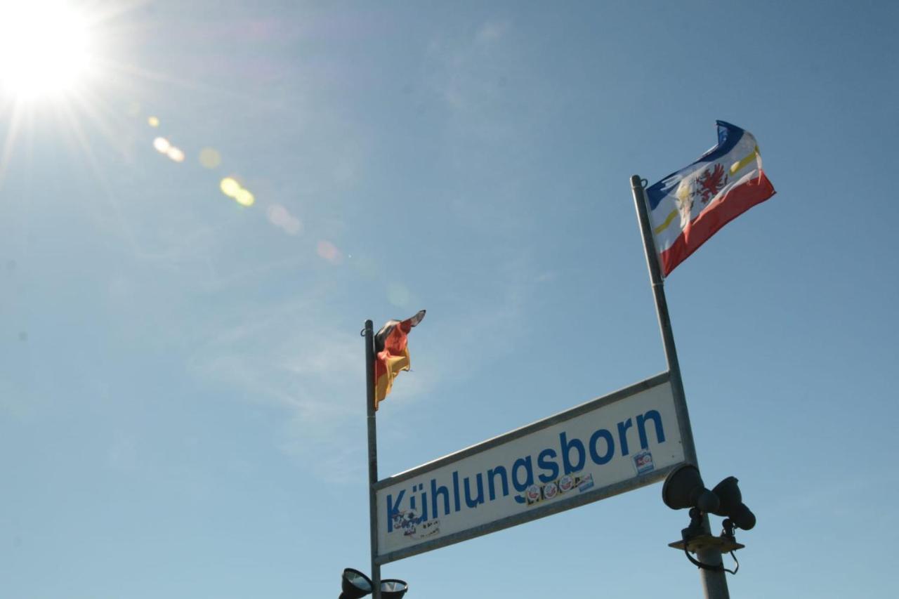 Ostseewind - In Der Strandstrasse-Fuehrt Zur Seebruecke Kuehlungsborn Exterior photo